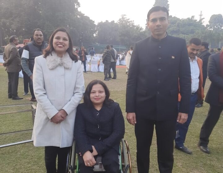  देवभूमि चेरीटेबल ट्रस्ट द्वारा सांयकालीन महिला सिलाई प्रशिक्षण,स्थानीय बच्चों को रेमेडियल कराई जाती हे पढाई