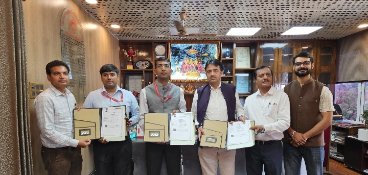  टीएचडीसी इंडिया लिमिटेड ने जम्मू-कश्मीर में श्री माता वैष्णो देवी यात्रा मार्ग की ढलान स्थिरता के लिए त्रिपक्षीय समझौता ज्ञापन पर हस्ताक्षर किए