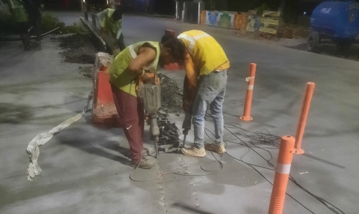  मा0 सीएम की प्ररेणा से जिले के 11 अति व्यस्त जंक्शनों पर भी ट्रैफिक लाइट लगाने का काम शुरू