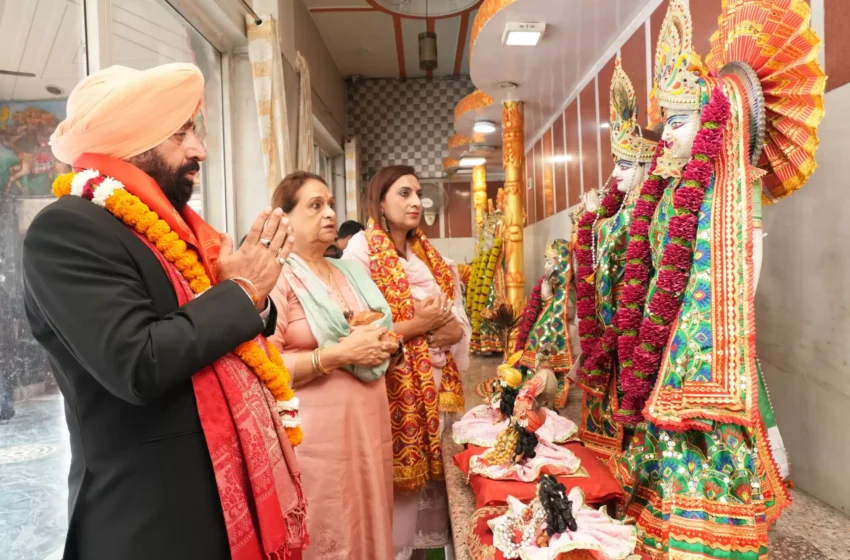  राज्यपाल ने पंचमुखी हनुमान मंदिर में की पूजा-अर्चना