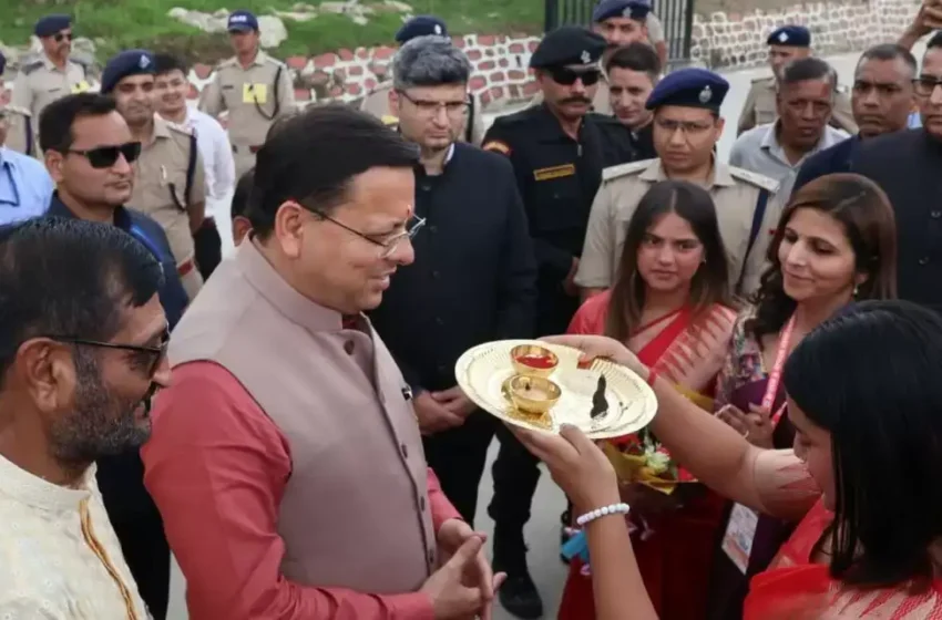  मुख्यमंत्री धामी पहुंचे भराड़ीसैण