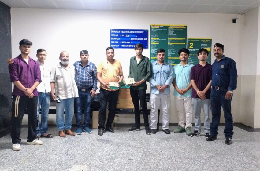  जिला अध्यक्ष श्री शिवम भट्ट के नेतृत्व में जिला कोरोनेशन अस्पताल में मरीजों के लिए खाद्य सामग्री वितरण कार्यक्रम आयोजित किया गया