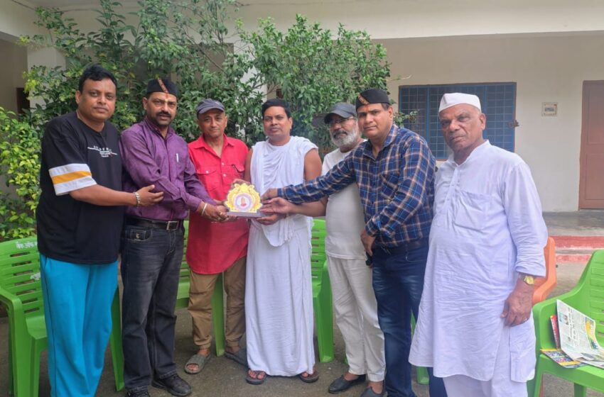  योगाचार्य आचार्य अरूण कुमार जी का किया उत्तराखंड सामाजिक सम्मान सेवा ट्रस्ट ने सम्मान