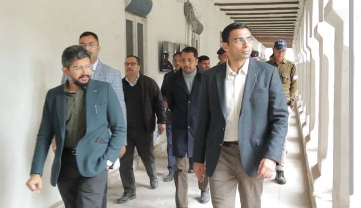  डीएम सविन के प्रोजेक्ट ‘‘उत्कर्ष’‘ समृद्ध आत्मविश्वासी बनते जिले के सरकारी स्कूल