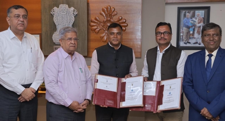  टीएचडीसीआईएल ने भारत के पहले वेरिएबल स्पीड पंप स्टोरेज प्लांट से उत्पादित होने वाली विद्युत में से 184 मेगावाट स्वच्छ विद्युत के लिए गुजरात सरकार के साथ समझौता ज्ञापन और पीपीए पर हस्ताक्षर किए