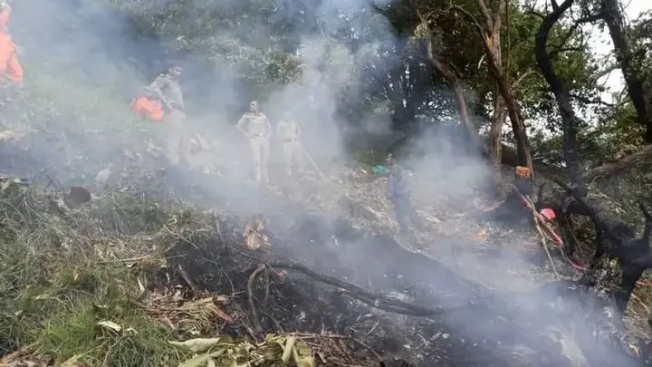  उत्तराखंड के गौरीकुंड में हुआ बड़ा हादसा, केदारनाथ से फाटा जा रहा हेलिकॉप्टर क्रैश, पायलट समेत सात की मौत