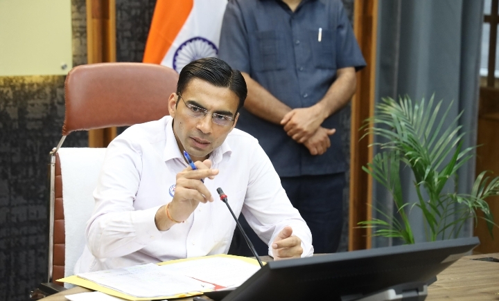  मा0 मुख्यमंत्री के संकल्प से सुगमता, पारदर्शिता, हितबद्धता की ओर निरंतर बढता जिला प्रशासन देहरादून