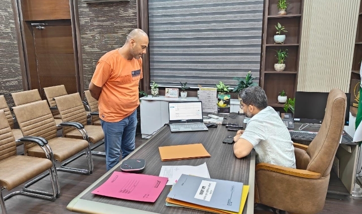  दो पालियों में होगी मतगणना, प्रथम पाली सुबह 8 बजे से सायं 8 बजे तक और दूसरी पाली सांय 8 बजे से अगले दिन सुबह 8 बजे तक