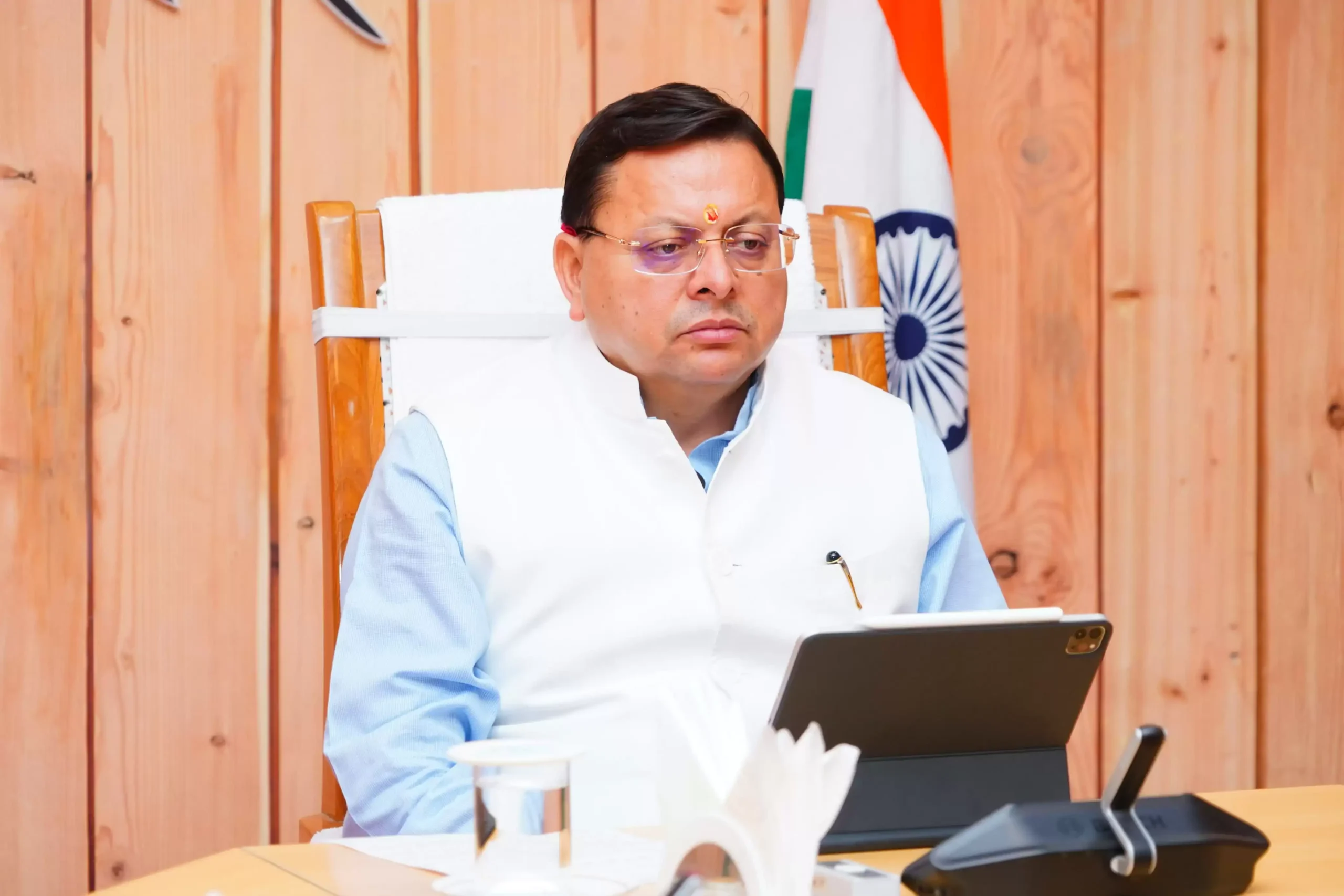  संवेदनशील क्षेत्रों में निर्माण पर लगी रोक, मुख्यमंत्री ने ऐसे स्थानों को चिन्हित करने के दिए निर्देश