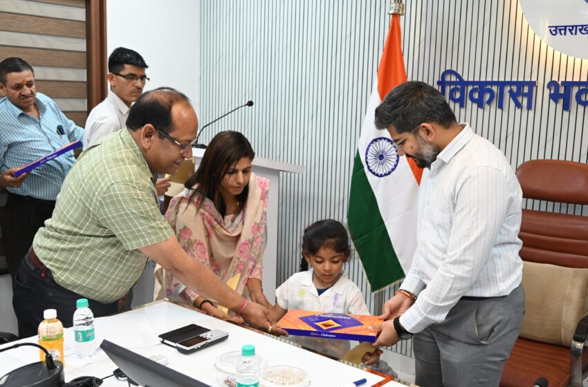  पर्यावरण संरक्षण में सकारात्मक परिवर्तन की पहल, ईको फ्रेंडली सीड राखियां – सीडीओ