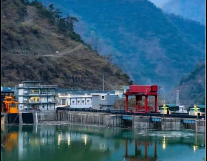  लखवाड व्यासी, त्यूनी प्लासू परियोजना सिर्फ हमारे जिले ही नहीं, उत्तरी भारत के लिए महत्वपूर्ण : डीएम