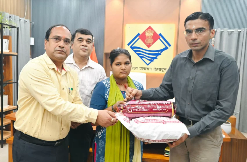  जिलाधिकारी बने निक्षय मित्र, टीबी मरीज को गोद लेकर संभाला पोषण का जिम्मा