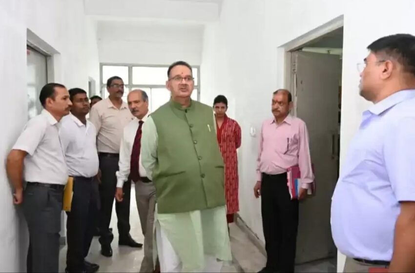  मंत्री गणेश जोशी ने सैनिक विश्राम गृह के जीर्णोद्धार कार्यों का किया निरीक्षण