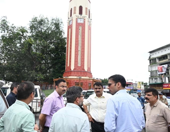  देहरादून की धड़कन ऐतिहासिक धरोहर घंटाघर सौन्दर्यीकरण, 04 स्थानों पर स्थापित हिलांस आउलेट और बच्चों को भिक्षा से शिक्षा में प्रवेश कार्याे का भी होगा लोकापर्णं