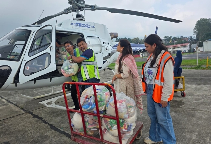  आपदा प्रभावित फूलेत गांव से गंभीर बीमार व्यक्ति को जिला प्रशासन ने एयर एंबुलेंस से पहुंचाया अस्पताल