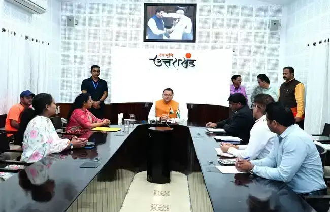 कल्याण के लिए 11 करोड़ 50 लाख की राशि मुख्यमंत्री ने श्रमवीरों के खाताें में की हस्तांतरित