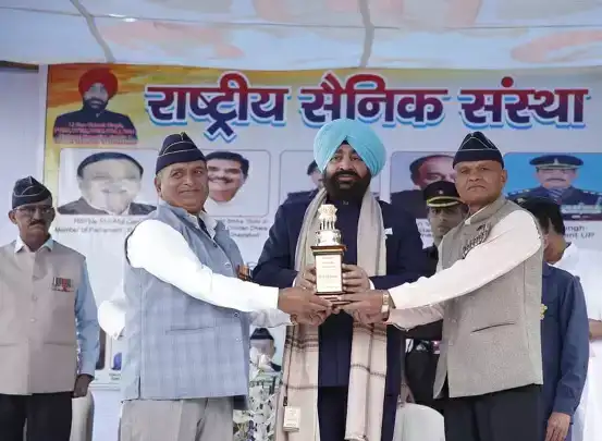  वीर सपूतों के बलिदान का ऋण चुकाया नहीं जा सकता : राज्यपाल