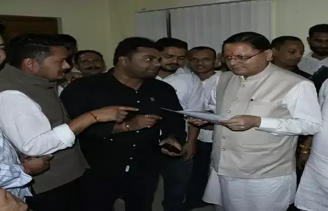 मुख्यमंत्री ने हल्द्वानी में सुनीं जनसमस्याएं, बोले- प्रशासनिक तंत्र को जनता के लिए संवेदनशील एवं जवाबदेह बनना होगा