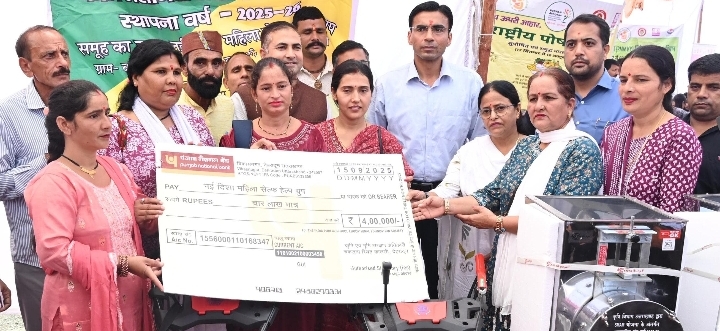  मा0 मुख्यमंत्री के आधुनिक राज्य, आत्मनिर्भर दीदी-भूली के संकल्प पर आधारित डीएम की नई पहल, आटोमेटेड पार्किंग