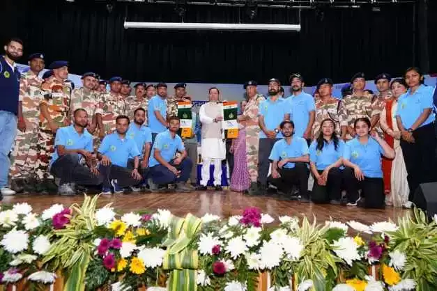  उत्तराखंड के सर्वश्रेष्ठ होमस्टे संचालकों को मुख्यमंत्री ने किया सम्मानित