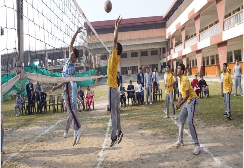  इंटर हाउस सीनियर ब्वॉयज वॉलीबॉल टूर्नामेंट के खिताब पर मोनाल हाउस का कब्जा