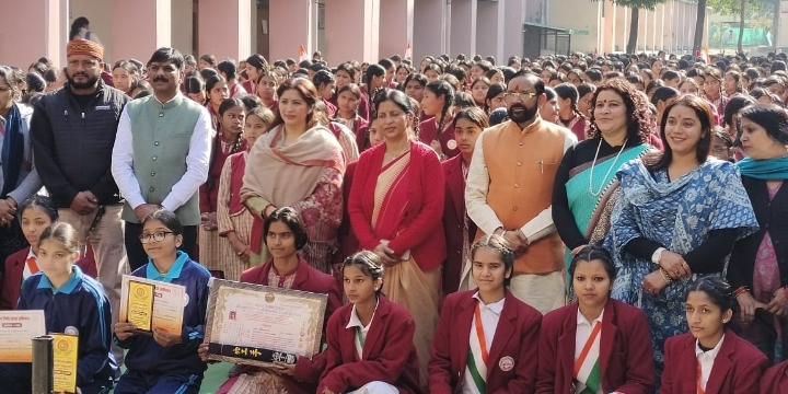  संविधान दिवस पर राष्ट्र की एकता, संप्रभुता बनाए रखने का लिया संकल्प