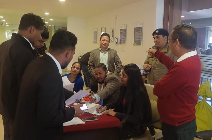  ड्रग्स के खिलाफ जिला प्रशासन का एक्शन जारी : डीआईटी यूनिवर्सिटी में छात्रों की ड्रग्स टेस्टिंग