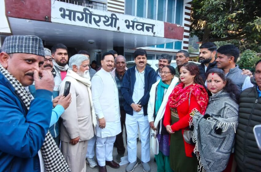  कांग्रेस के प्रदेश अध्यक्ष गणेश गोदियाल का उत्तरकाशी में कांग्रेस पार्टी के कार्यकर्ताओं ने गर्मजोशी से स्वागत किया