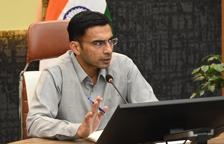  जिला प्रशासन की बड़ी कार्रवाई; सुभारती कॉलेज; रू 87.50 करोड़ का वसूली वारंट जारी