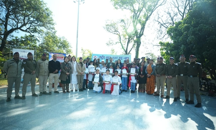  राष्ट्रपति निकेतन देहरादून में परिवहन विभाग द्वारा राष्ट्रीय सड़क सुरक्षा माह 2026 के अंतर्गत ऐतिहासिक जनजागरूकता कार्यक्रम सम्पन्न