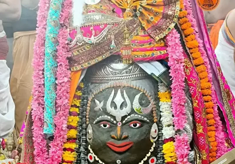  देश में सबसे पहले महाकाल मंदिर में हुई महाशिवरात्रि की शुरुआत, रात 2ः30 बजे खुले पट
