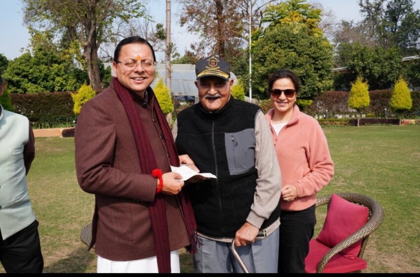  सेवानिवृत्त ब्रिगेडियर हरीश चंद्र जोशी ने मुख्यमंत्री राहत कोष में जमा किए 10 लाख रुपये