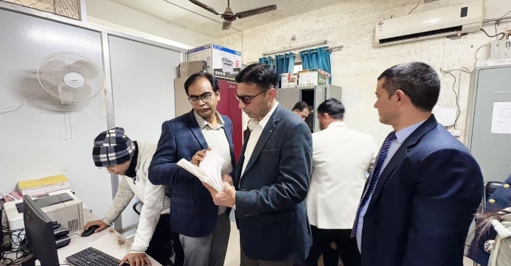  डीएम की निरीक्षण जांच का त्वरित संज्ञान; गंभीर आरोप व साक्ष्य के चलते गिरी गाज