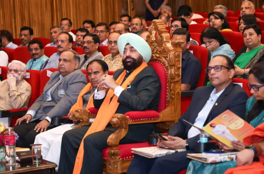  राज्यपाल ने श्री देव सुमन विवि के विकसित ‘प्रज्ञानम्’ एआई चैटबॉट का किया लोकार्पण