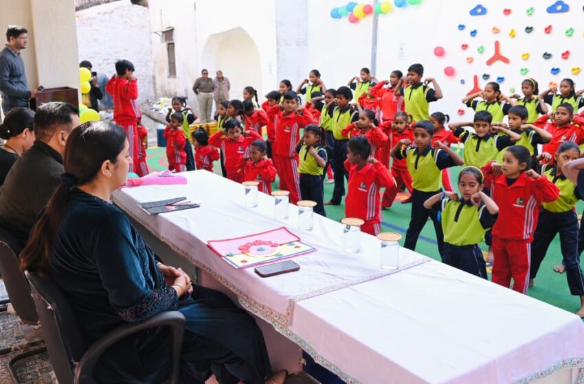  जिला प्रशासन का महत्वाकांक्षी प्रोजेक्ट “आधुनिक इंटेंसिवकेयर सेंटर” जनमानस को विधिवत समर्पित; मा0 मुख्यमंत्री ने किया लोकार्पण
