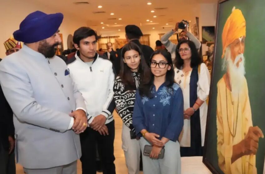  राज्यपाल ने वसंतोत्सव के दौरान आर्ट गैलरी व फोटो प्रदर्शनी का किया अवलोकन