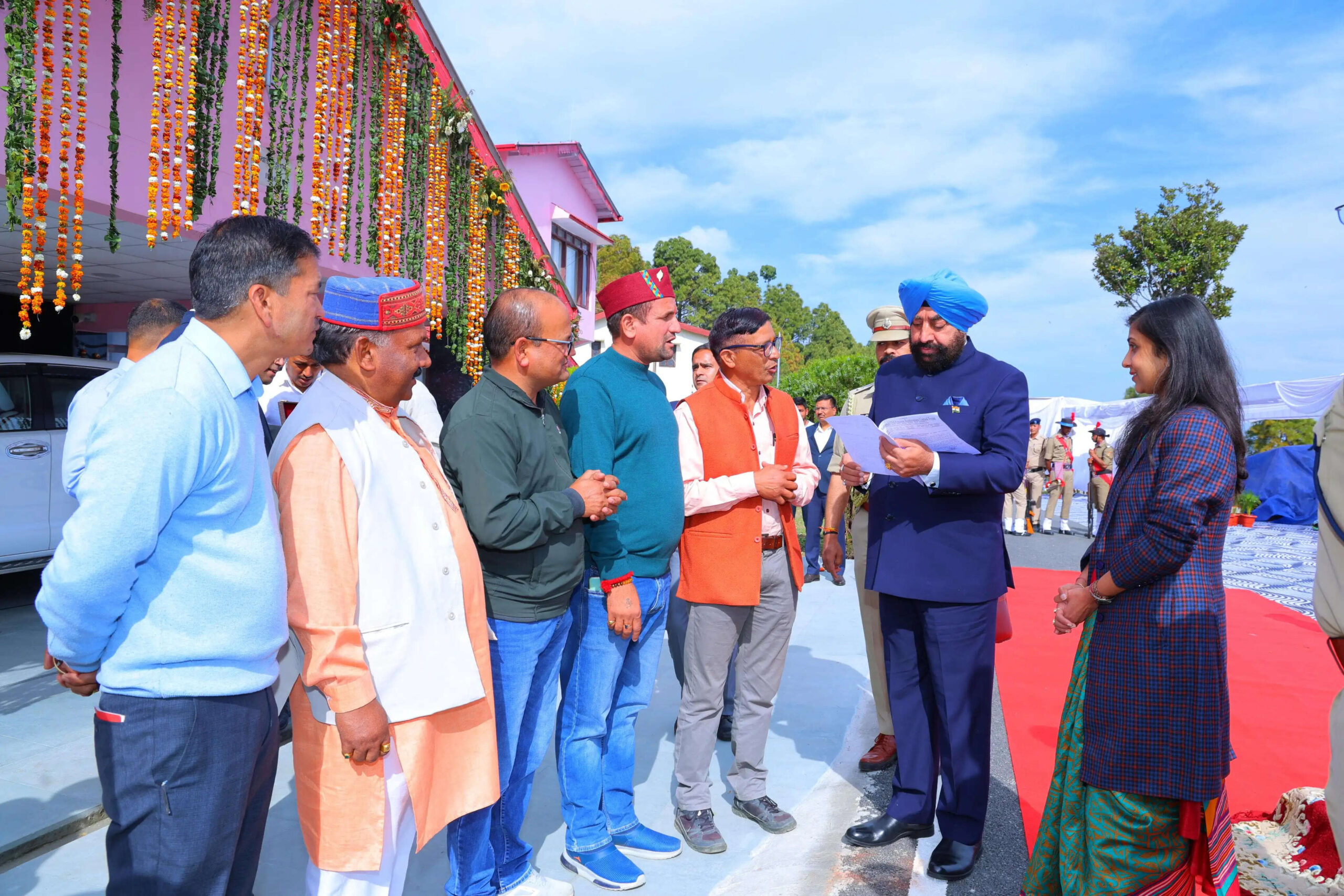  कर्मचारियों ने पुरानी पेंशन तो पीआरडी जवानों ने नियमित रोजगार देने की उठाई मांग