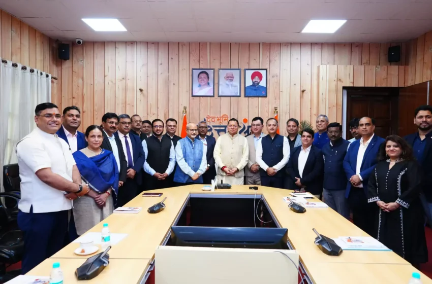  इंडिया डिजिटल इंपॉवरमेंट मीट एंड अवॉर्ड समारोह के आयोजकों से मिले मुख्यमंत्री