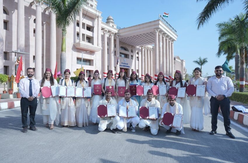  उत्तराखंड तकनीकी विश्वविद्यालय के दीक्षांत समारोह में छाया रहा जी. आर. डी संस्थान