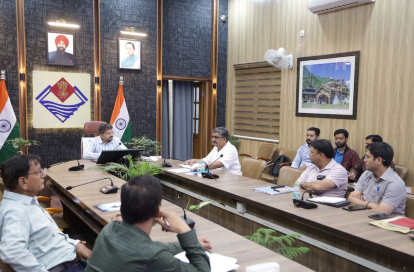  जल स्रोतों के पुनर्जीवन पर फोकस, सीडीओ ने दिए समन्वित कार्ययोजना के निर्देश