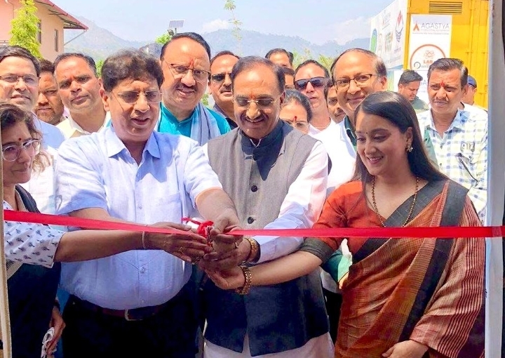  लेखक गाँव में स्थापित हुई STEM प्रयोगशाला, छात्रों में विज्ञान के प्रति बढ़ेगी जिज्ञासा