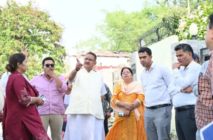  अनारवाला-मालसी मोटर मार्ग पर मरम्मत व सुधार कार्यों का मंत्री ने निरीक्षण किया