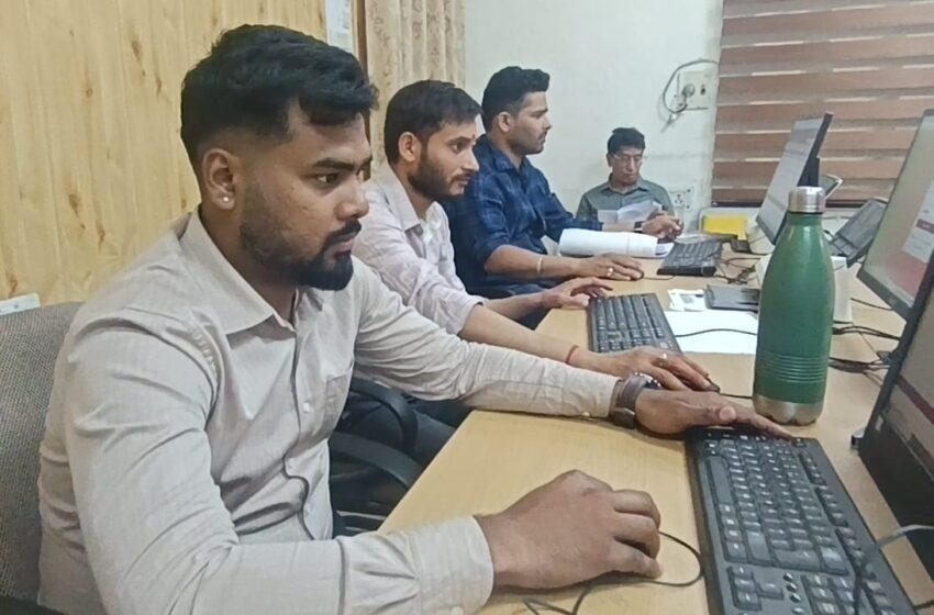  मुख्यमंत्री धामी की पहल से पेंशनरों के लिए जीवन प्रमाण का सत्यापन करना हुआ आसान