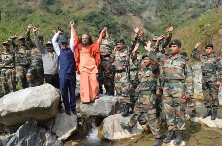  ऑपरेशन सिंदूर की प्रथम वर्षगांठ पर परमार्थ निकेतन में शहीदों को दी श्रद्धांजलि
