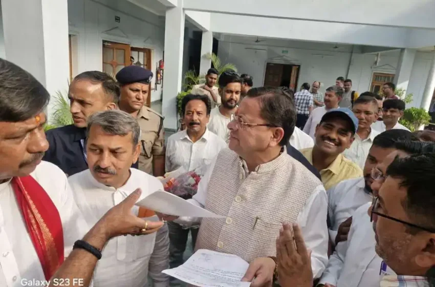  नमाज पढ़ने को लेकर बोले मुख्यमंत्री धामी- चिन्हित स्थानों पर ही अदा करें नमाज