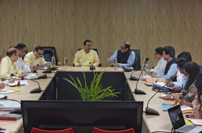  अनुरोध के आधार पर होंगे शिक्षकों के स्थानांतरण, शिक्षा मंत्री ने दिए निर्देश