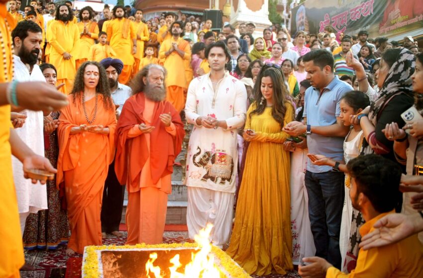  चौथे सप्ताह में पहुंची ‘कृष्णावतारम पार्ट 1 – द हार्ट’, कलाकारों ने हरिद्वार और ऋषिकेश में लिया संतों का आशीर्वाद