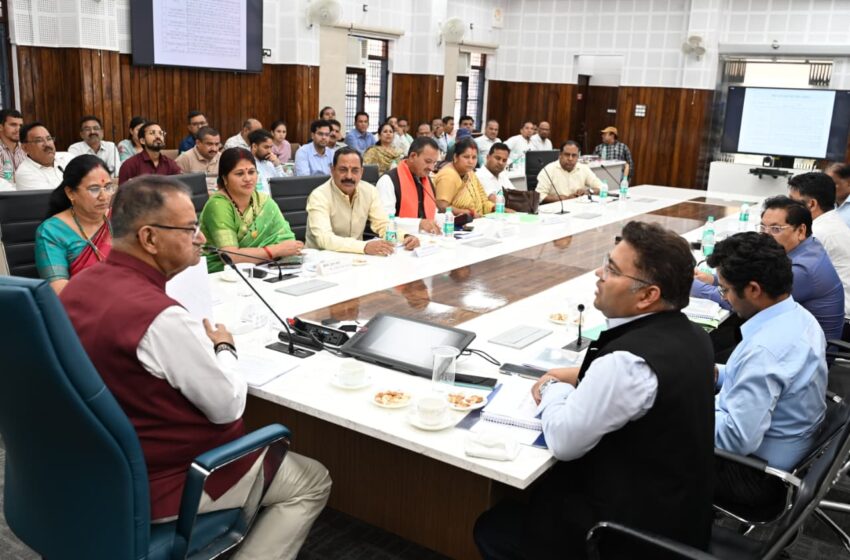  प्रभारी मंत्री ने की श्री केदारनाथ यात्रा व्यवस्थाओं एवं मानसून तैयारियों की व्यापक समीक्षा, विभागों को दिए आवश्यक दिशा-निर्देश