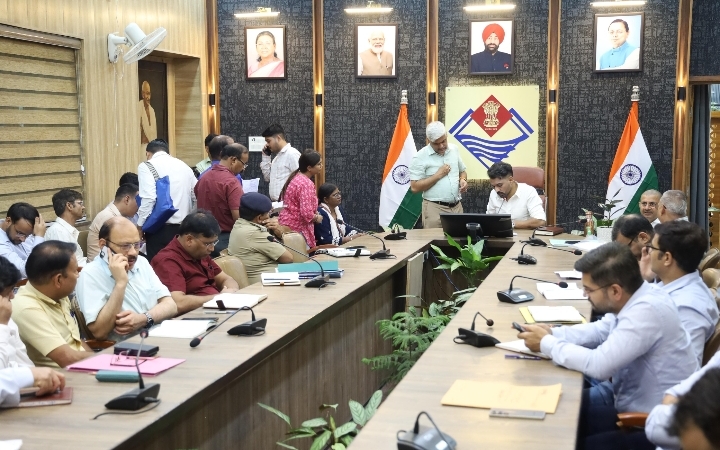  शिकायत-बहुल क्षेत्रों की होगी जीआईएस मैपिंग, तय होगी अधिकारियों की जवाबदेही : डीएम