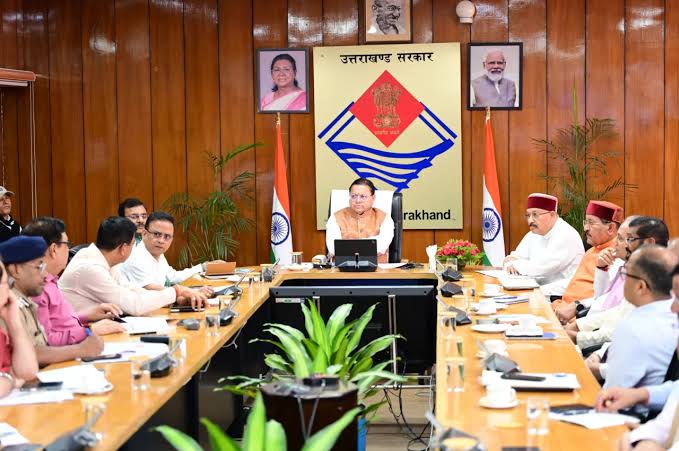  मुख्यमंत्री धामी ने चारधाम यात्रा को लेकर की समीक्षा बैठक, अधिकारियों को दिए दिशा-निर्देश